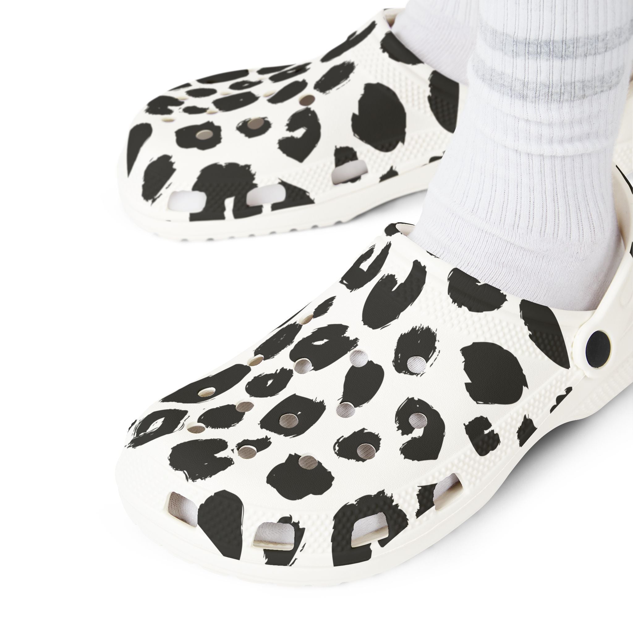 Manly Mania™ Leopard Clogs