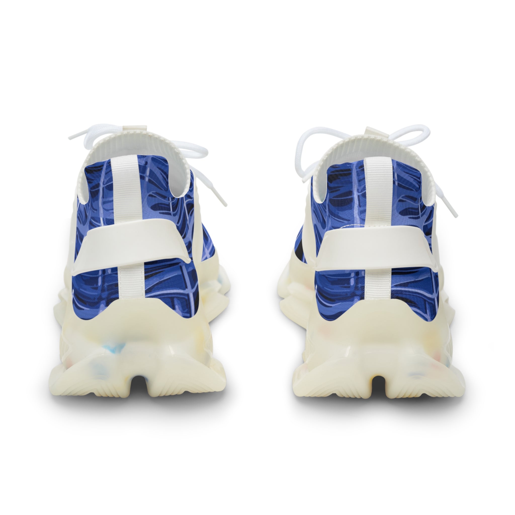 Close-up of Manly Mania Urban Titan sneaker in white sole – weatherproof performance sneaker