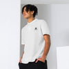 Close-up of White Manly Mania Apex Polo Shirt – crisp fabric polo shirt